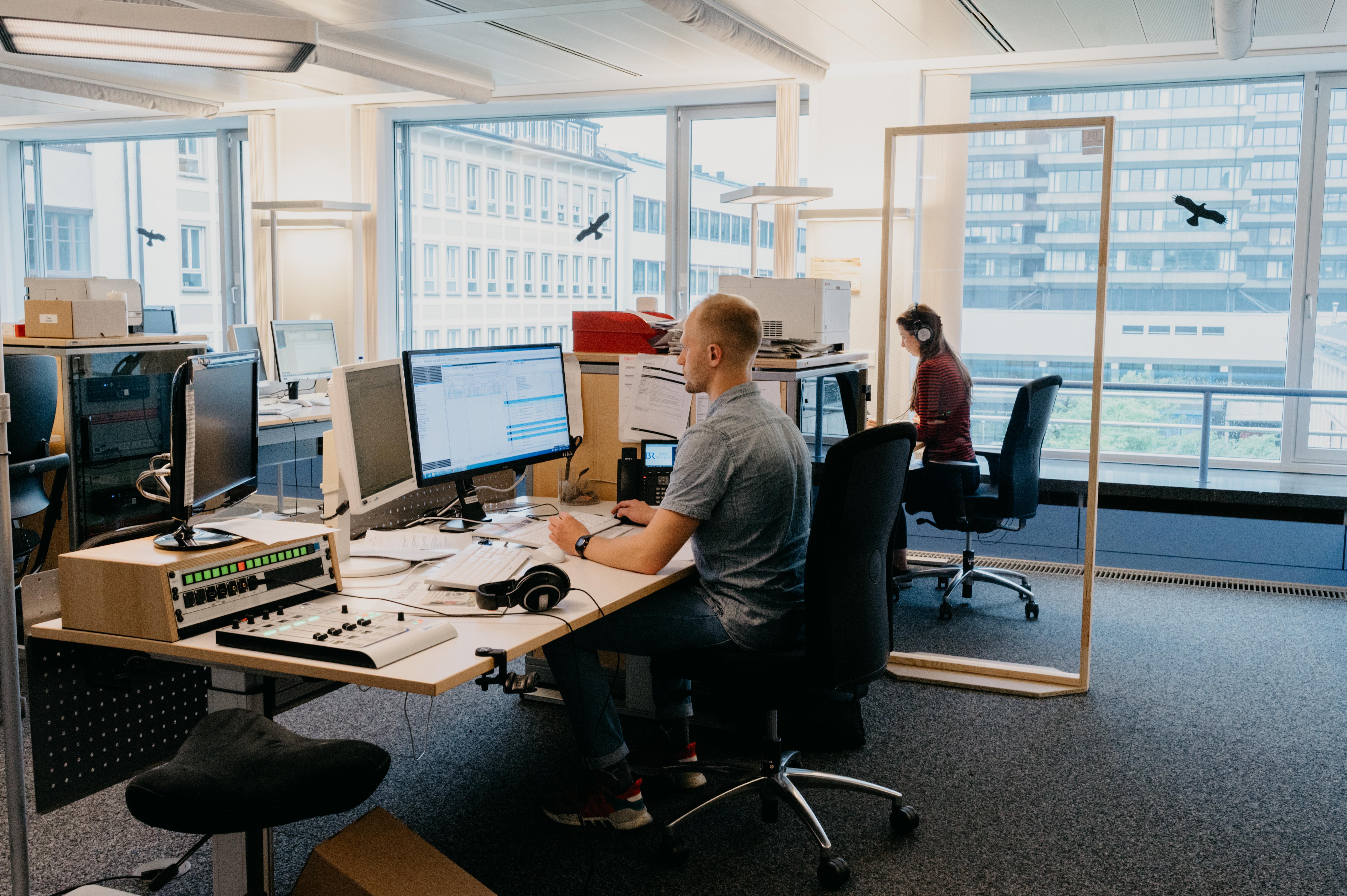 Im Studio bei B5 aktuell