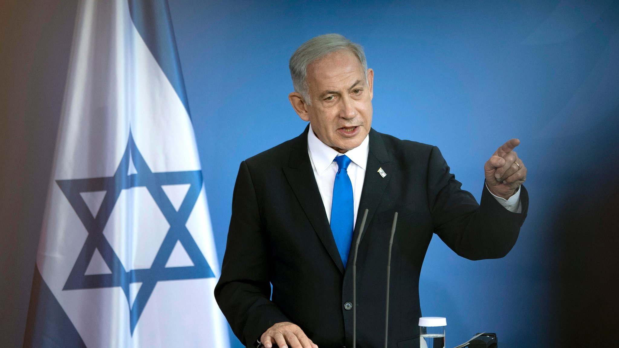 (Archivbild) Berlin, 16.03.2023: Benjamin Netanjahu, Ministerpräsident des Staates Israel, während einer Pressekonferenz im Bundeskanzleramt in Berlin, Deutschland. | Bild: picture alliance/dpa | Kay Nietfeld (Archivbild) Berlin, 16.03.2023: Benjamin Netanjahu, Ministerpräsident des Staates Israel, während einer Pressekonferenz im Bundeskanzleramt in Berlin, Deutschland.