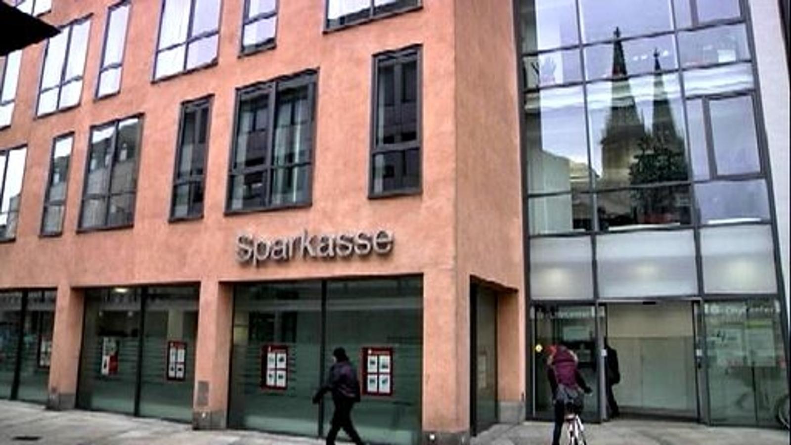 Sparkasse Regensburg schließt 17 Filialen BR24
