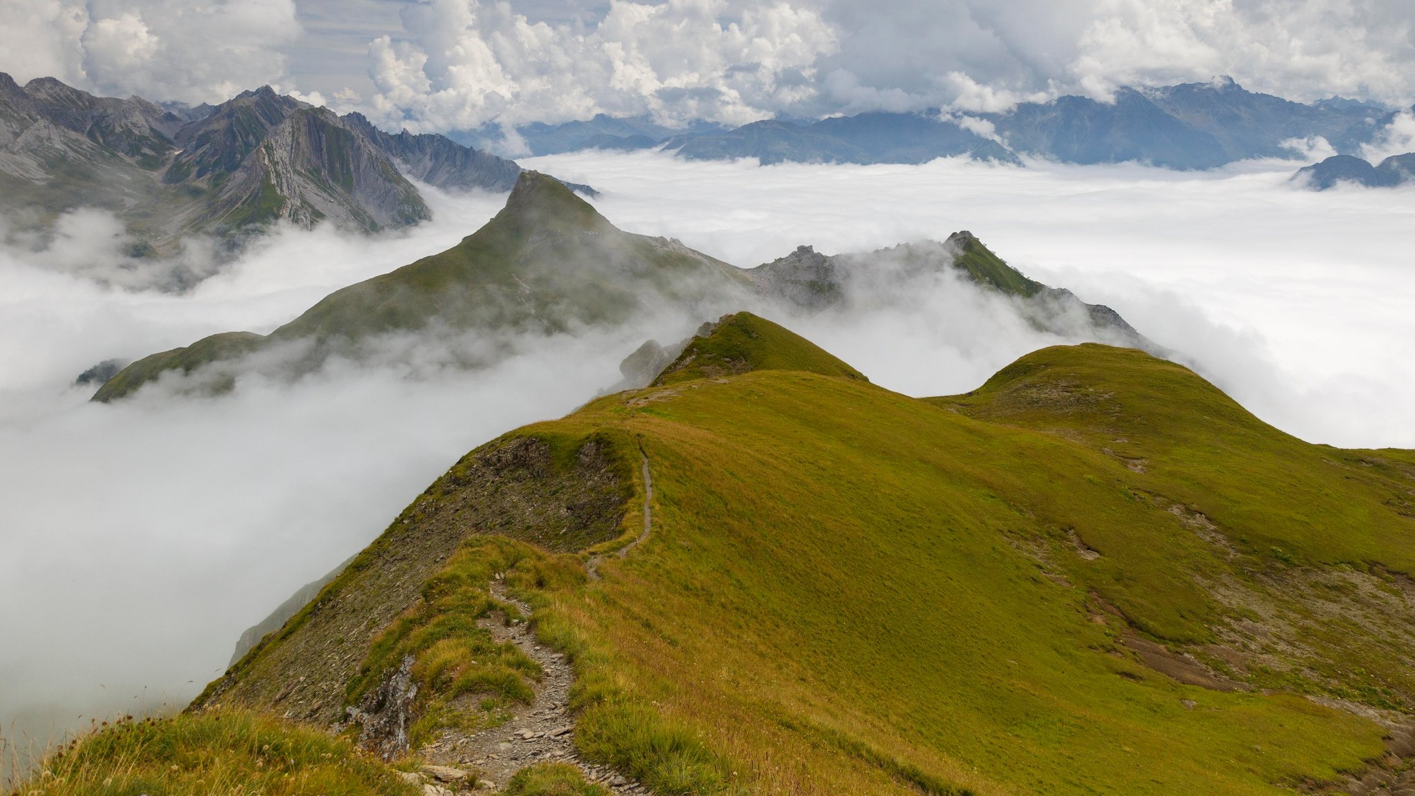 200-Meter-Sturz: Unterfränkin stirbt bei Wanderung in Österreich
