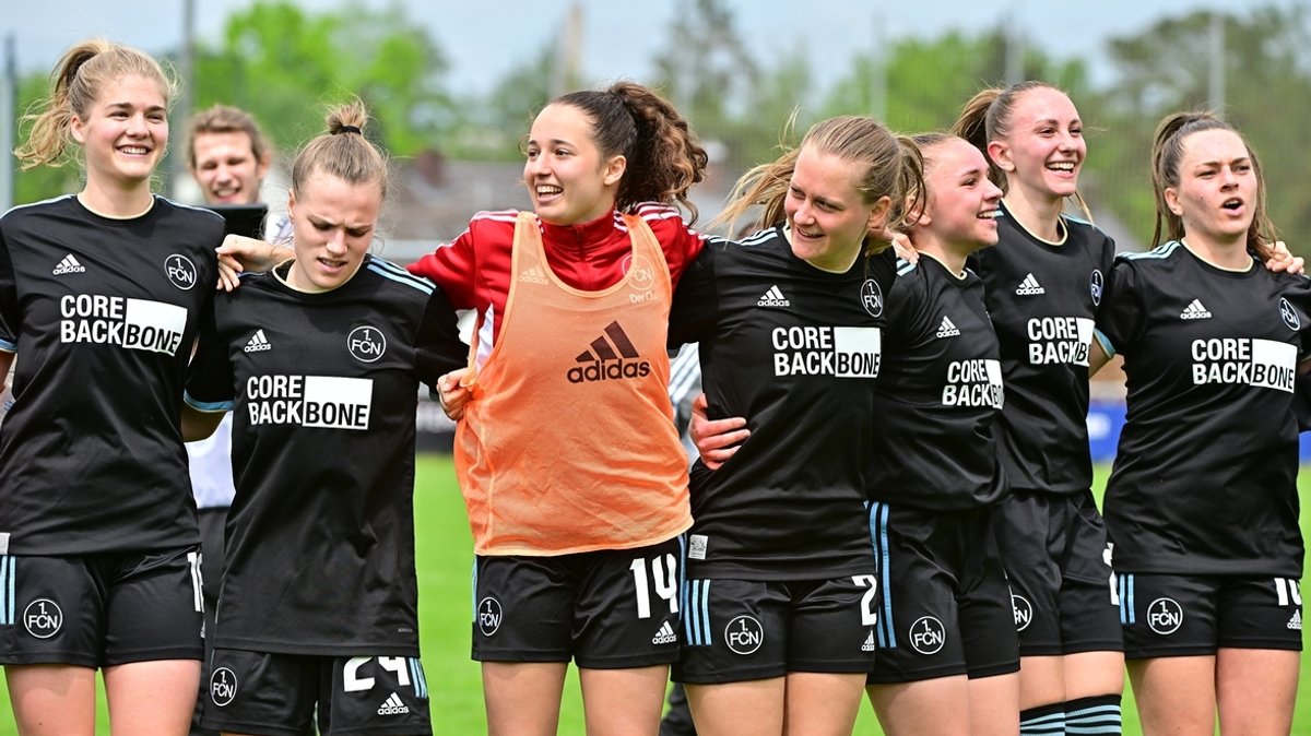 Sommerfahrplan der Clubfrauen: Highlights Frankfurt und Ajax