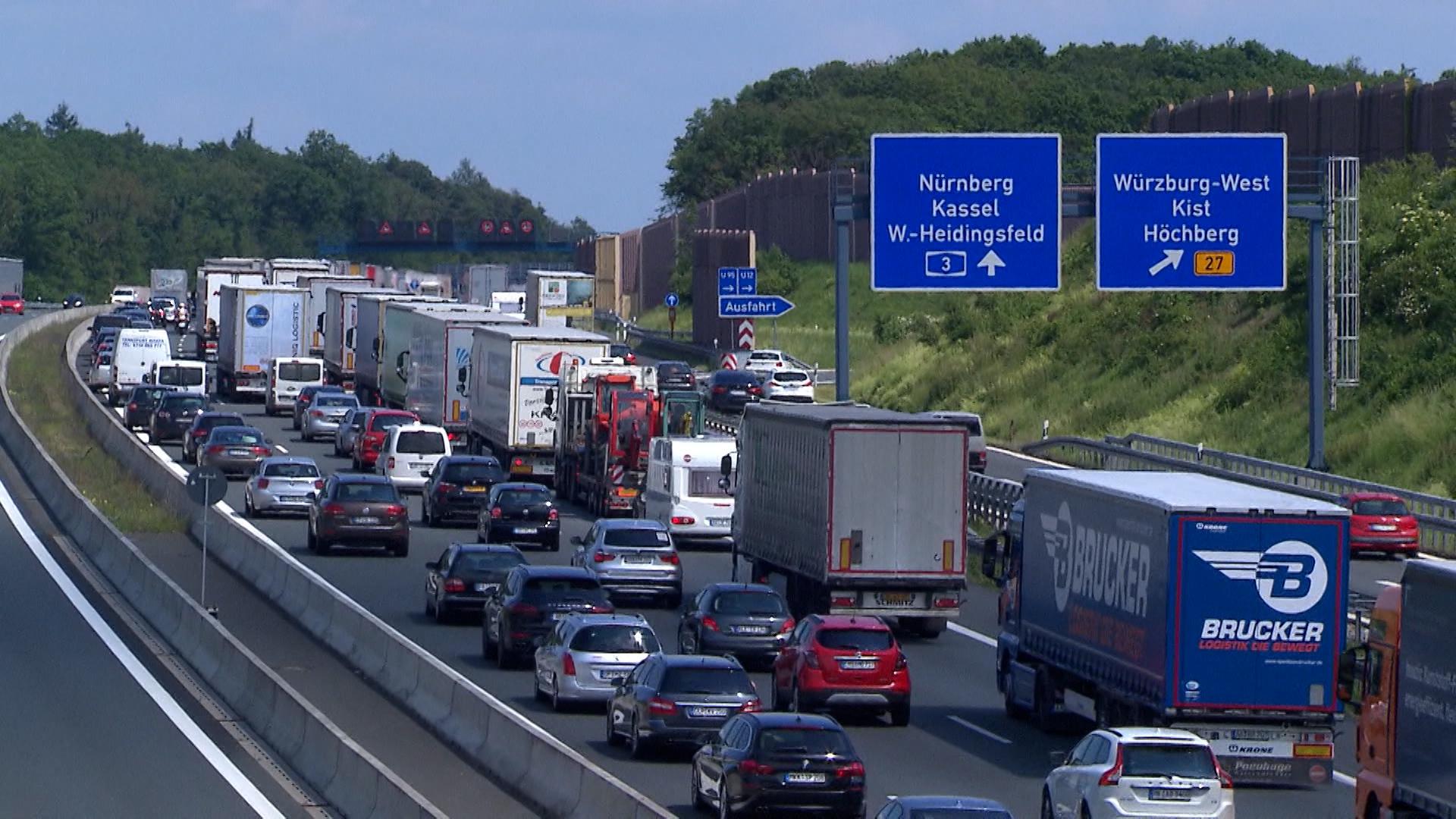 Zu Ostern wird verstärkerter Reiseverkehr auf den Autobahnen erwartet.