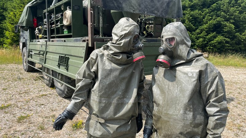 ABC-Abwehr: Ukrainische Soldaten machen Lehrgang in Südbayern | BR24