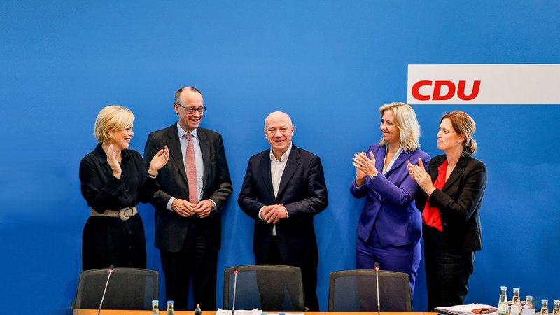 Wie geht es jetzt weiter in Berlin? CDU-Spitzenkandidat Kai Wegner ist jedenfalls fest entschlossen, eine neue Koalition zu schmieden.