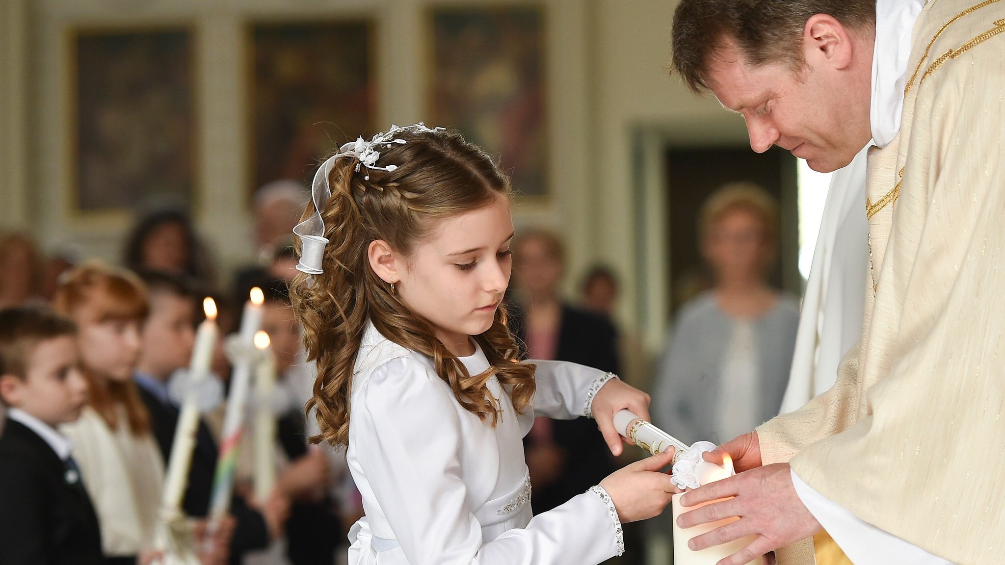 "Der Jesus steckt im Brot": So erleben Kinder die Erstkommunion