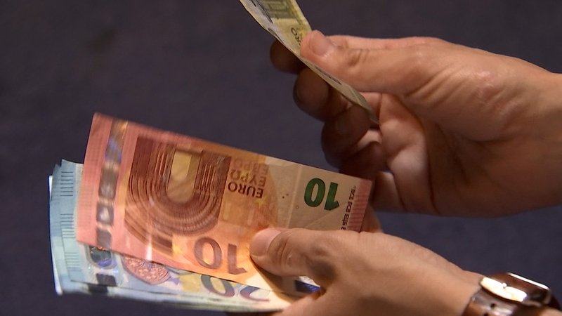 Geldscheine | Bild: Bayerischer Rundfunk 2024 Geldscheine