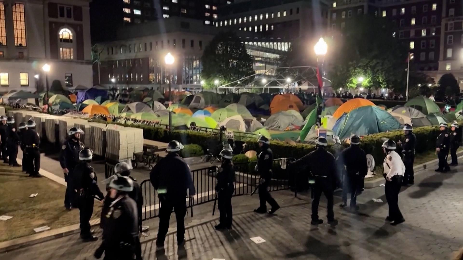 Polizisten stürmen Campus der Columbia University New York