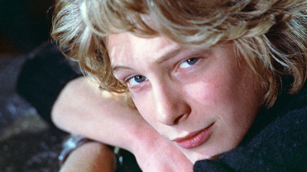 Ein Junge mit Engelsgesicht - doch der Ruhm im Film wird für ihn zur Qual: Szene aus der Doku "The Most Beautiful Boy in the World".
