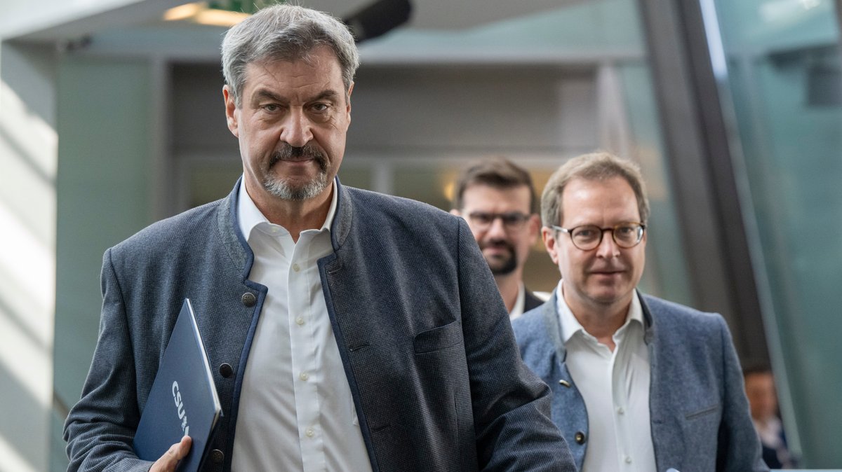 CSU kritisiert Kanzler: Neuwahlen schnellstmöglich