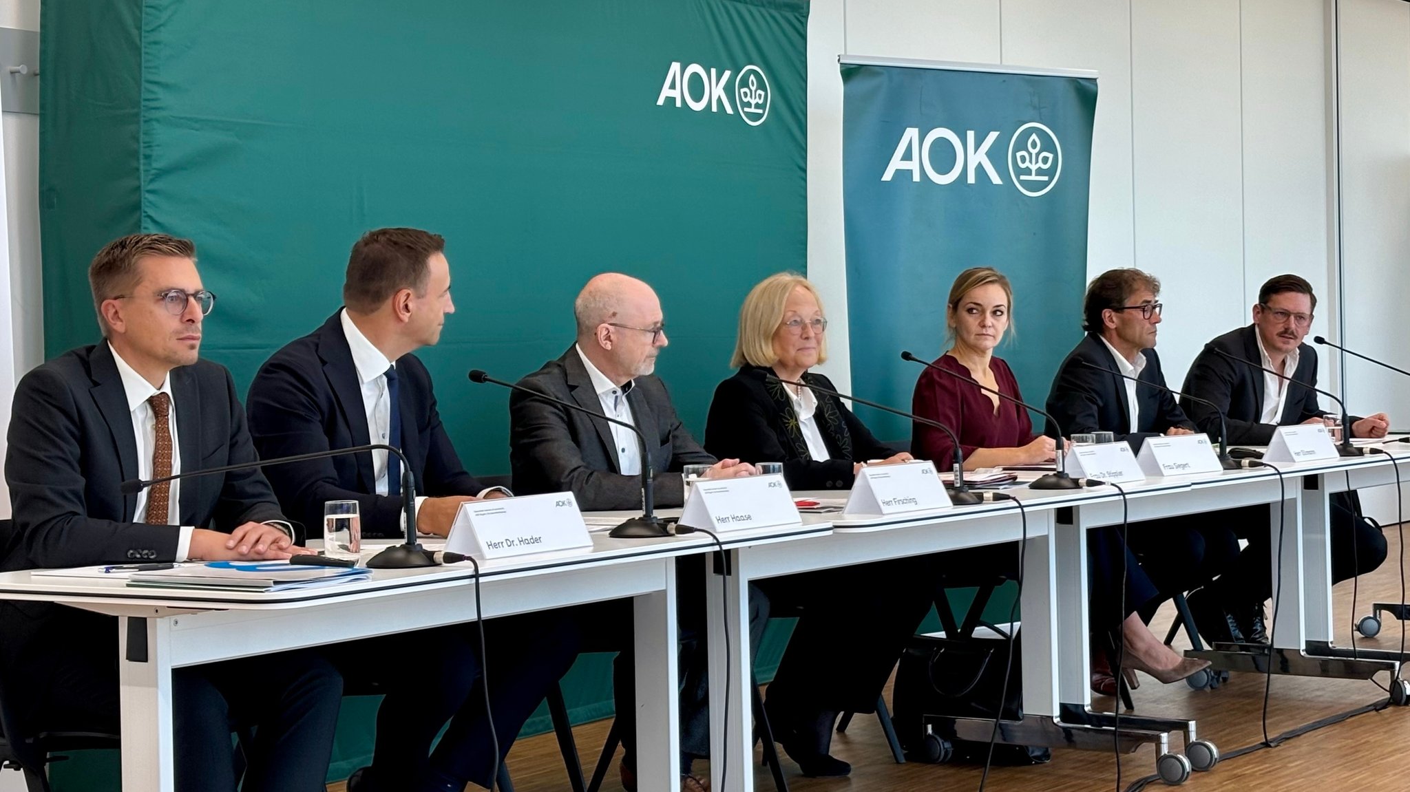 Eine Pressekonferenz der Krankenkasse AOK mit der Bayerischen Zentralstelle zur Bekämpfung von Betrug und Korruption im Gesundheitswesen (ZKG) | Bild: BR/Alina Braun Eine Pressekonferenz der Krankenkasse AOK mit der Bayerischen Zentralstelle zur Bekämpfung von Betrug und Korruption im Gesundheitswesen (ZKG)