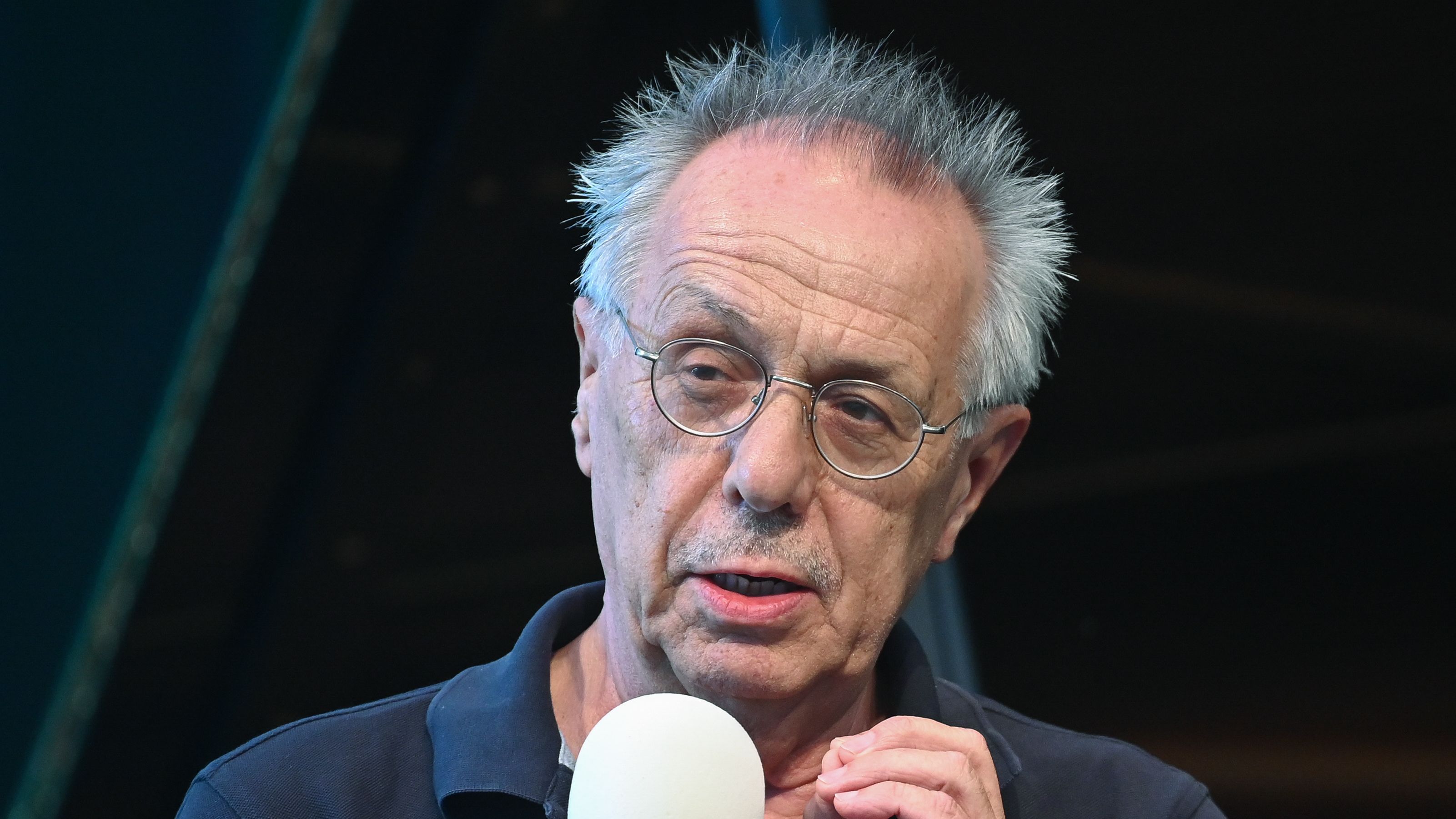 Zuruck Und In Die Zukunft Dieter Kosslick Blickt Auf Sein Leben Br24