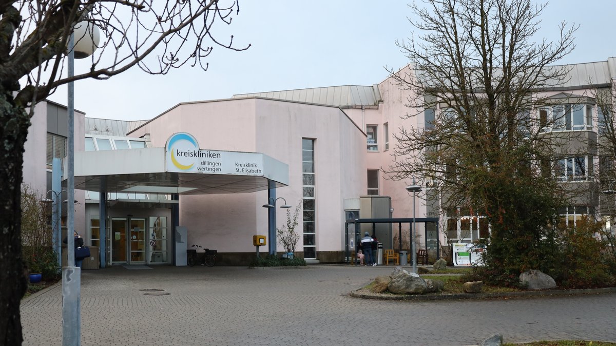 Eingang der Kreiskliniken Dillingen-Wertingen