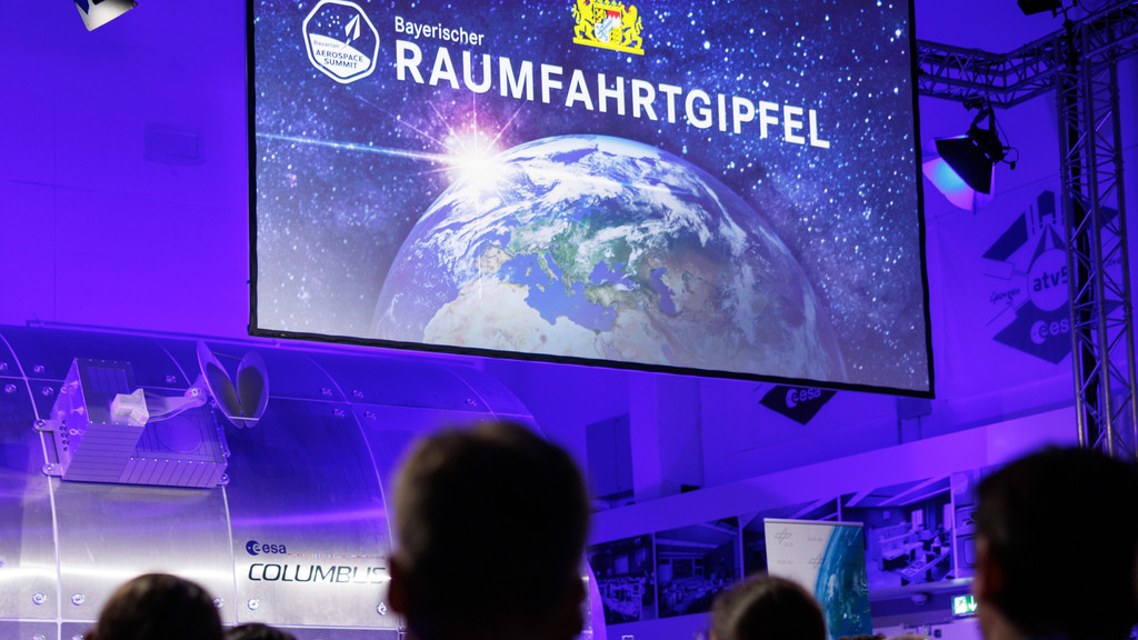 Bayerischer Raumfahrtgipfel beim Deutschen Zentrum für Luft- und Raumfahrt (DLR). Aufnahmedatum 26.10.2022