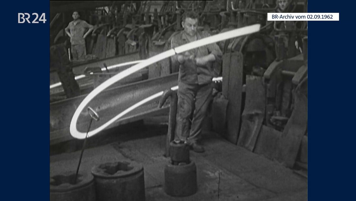 Arbeiter bei der Metallverarbeitung