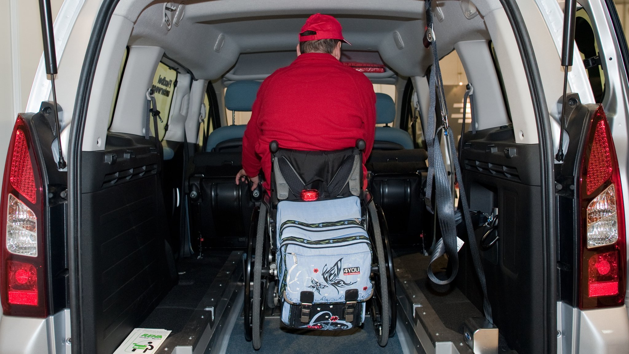 Zur Zeit gibt es nur sehr wenige sogenannte Inklusionstaxis. | Bild: picture alliance / dpa Themendienst Zur Zeit gibt es nur sehr wenige sogenannte Inklusionstaxis.