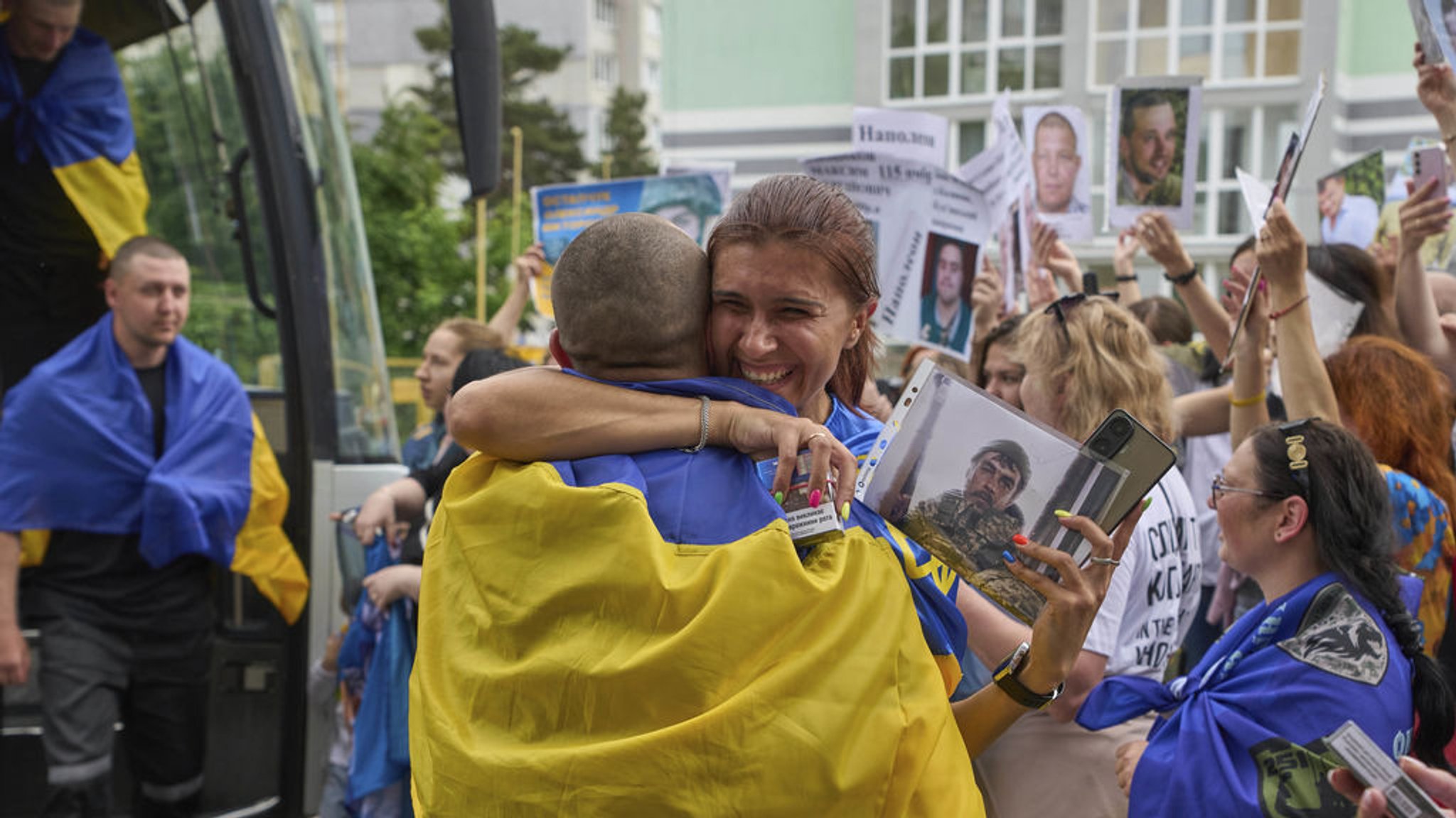 Trotz Gefangenenaustausch: Weiter schwere Angriffe auf Ukraine