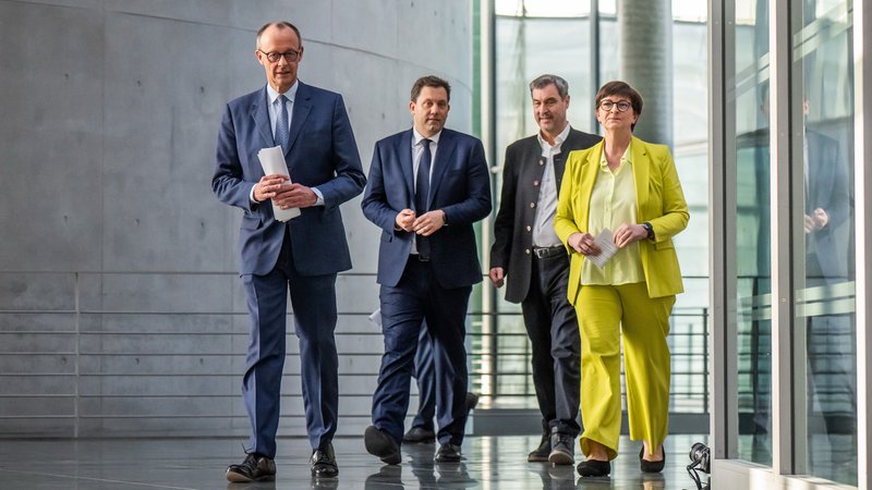 Bei den Verhandlungen von CDU, CSU und SPD zur Bildung einer Koalition startet heute die möglicherweise entscheidende Phase. | Bild: picture alliance/dpa | Michael Kappeler Bei den Verhandlungen von CDU, CSU und SPD zur Bildung einer Koalition startet heute die möglicherweise entscheidende Phase.