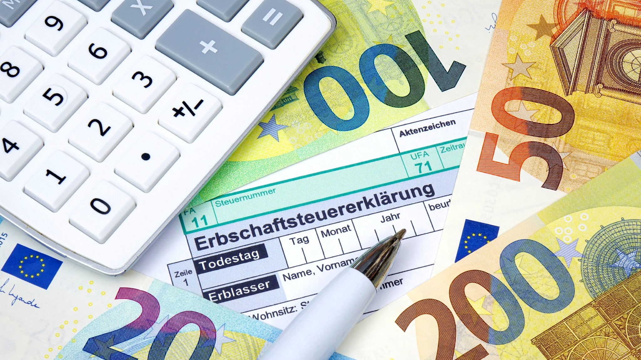 Die Debatte um eine Reform der Erbschaftsteuer beunruhigt kleine und mittelständische Betriebe. Ihr Vermögen steckt oft in der Firma. report München sprach mit Unternehmen, die seit Generationen von Familien geführt werden. Wie sehen sie ihre Zukunft?