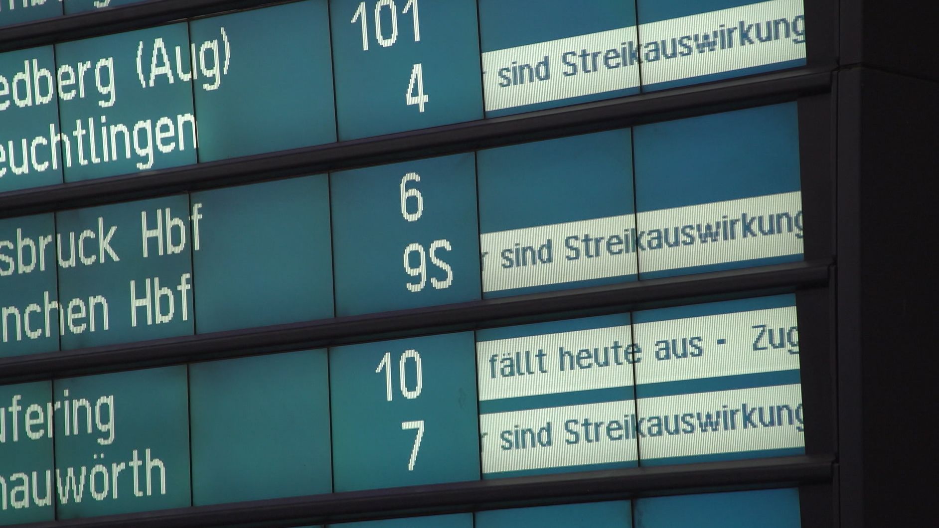 Bahnstreik Beeintrachtigt Zugverkehr In Bayern Br24