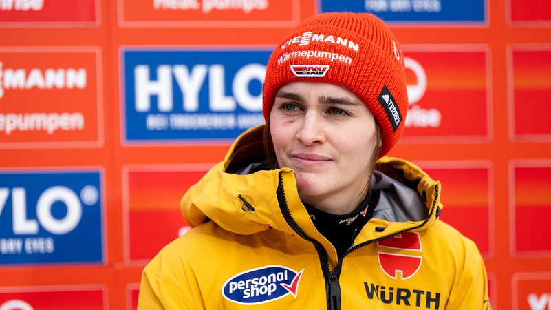 Selina Freitag bei der Two Nights Tour in Oberstdorf | Bild: dpa/pa Selina Freitag bei der Two Nights Tour in Oberstdorf