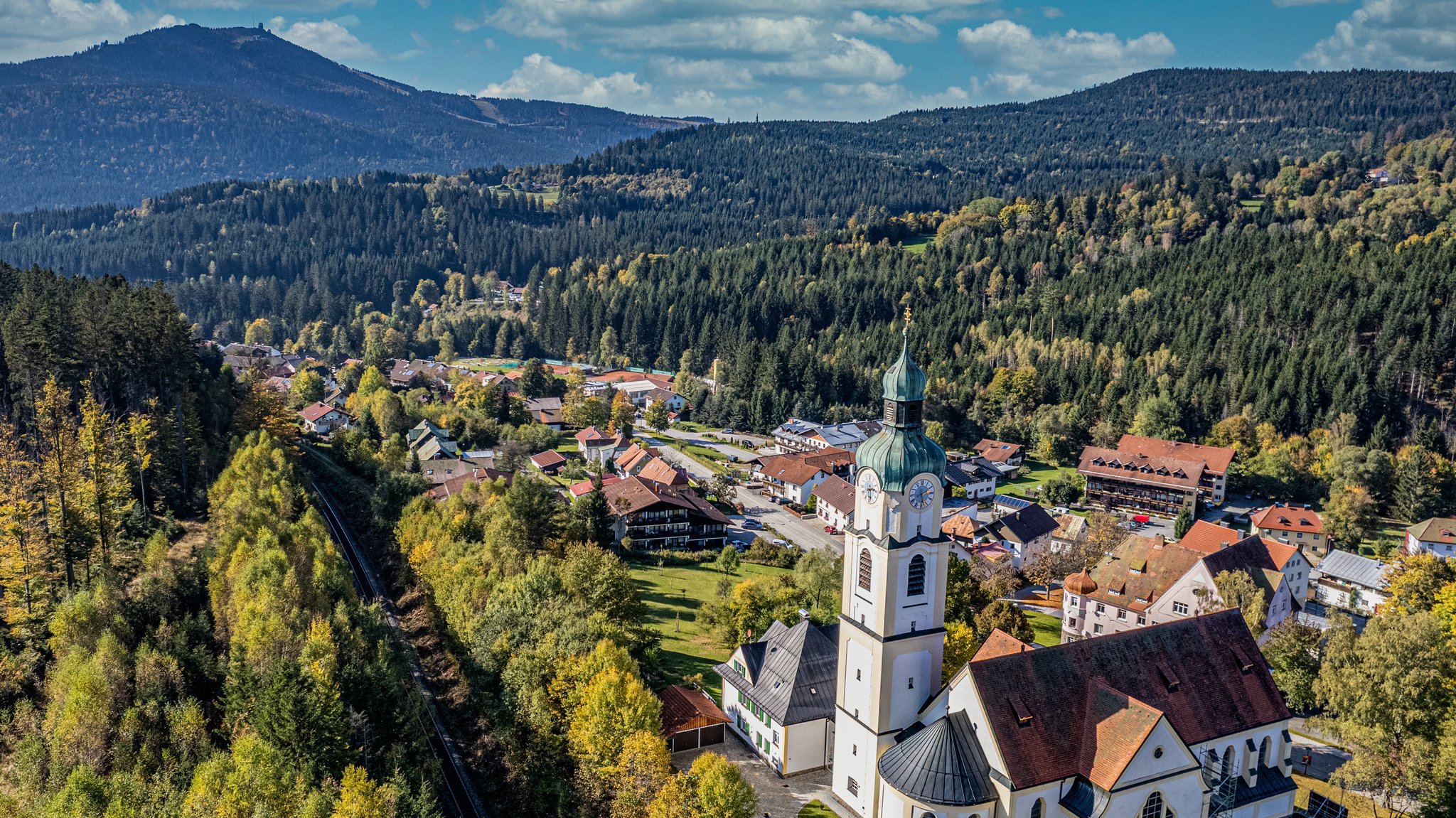 Bayerisch Eisenstein vor dem Großen Arber