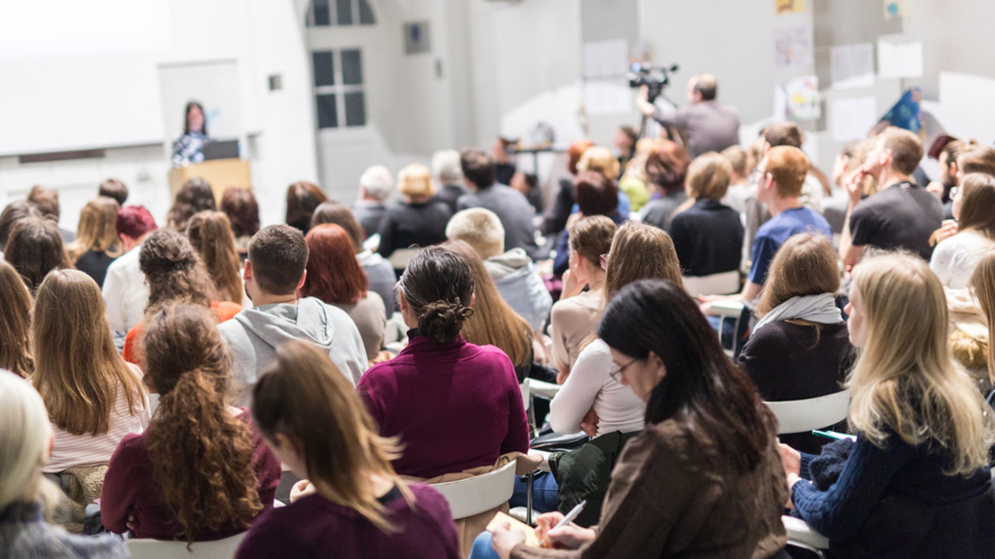 Rekord: Rund 100.000 ausländische Studierende in Bayern