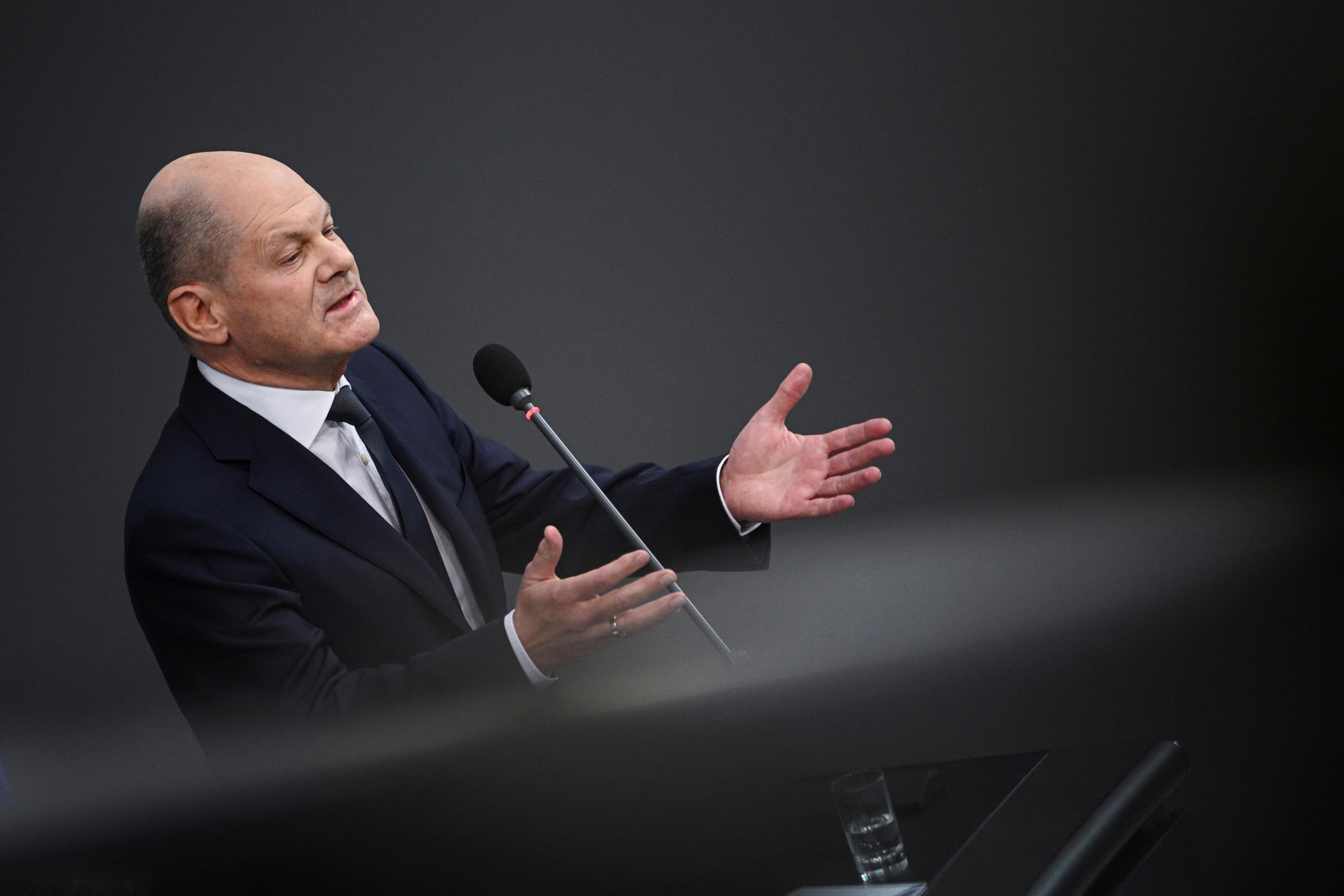 Bundeskanzler Olaf Scholz in der Bundestagsdebatte