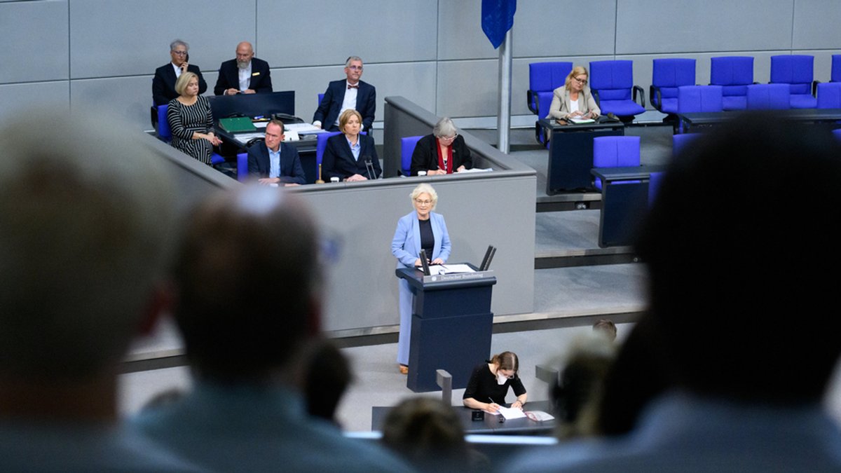 Bundestag stimmt Nato-Beitritt von Finnland und Schweden zu