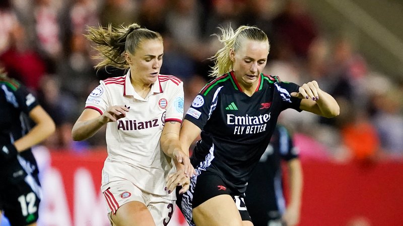 Georgia Stanway beim Hinspiel gegen Arsenal | Bild: picture-alliance/dpa Georgia Stanway beim Hinspiel gegen Arsenal