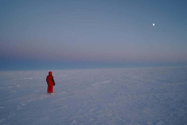 Langzeitmissionen im All: Wie extreme Isolation Teams belastet | BR24