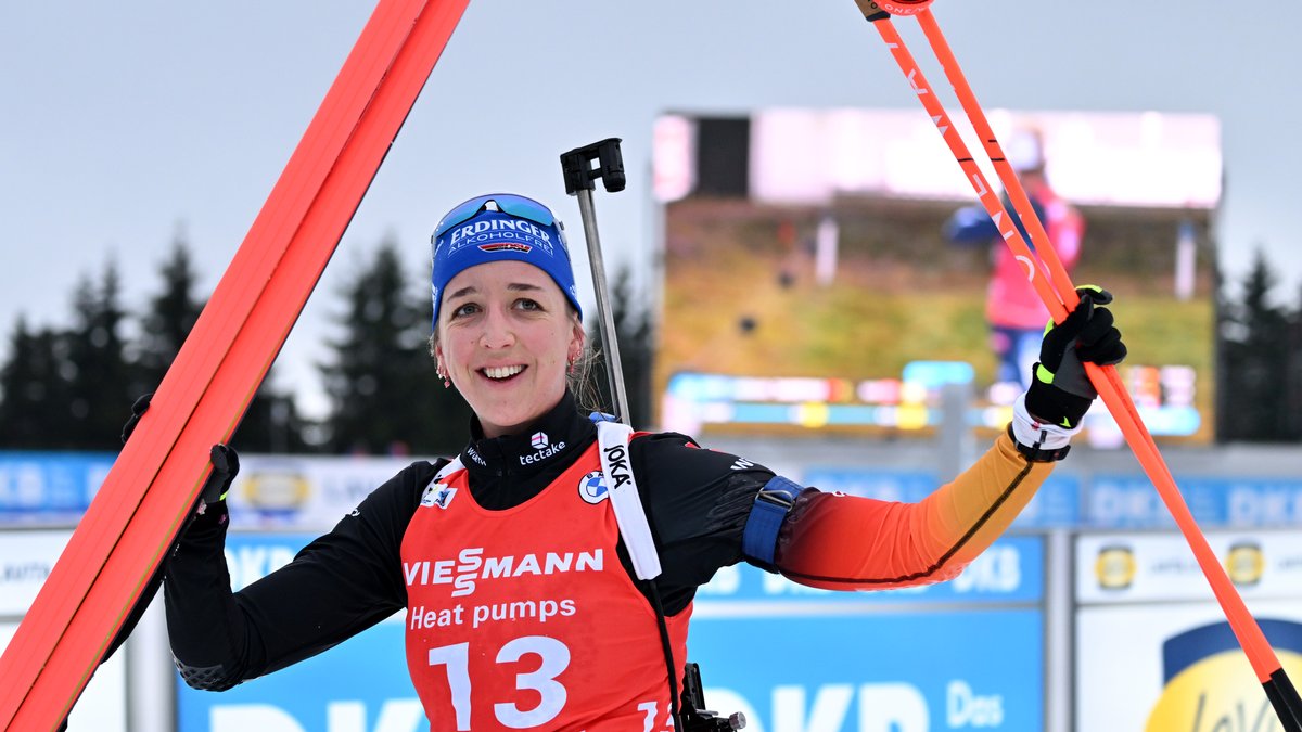 Franziska Preuß nach dem zweiten Platz im Sprint in Oberhof