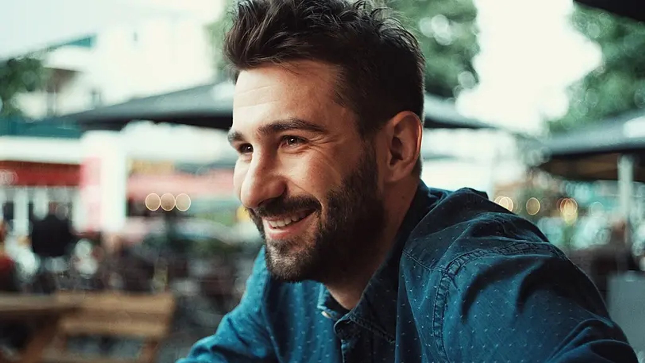 Münchner Regisseur Ersin Cilesiz nach Unfall querschnittsgelähmt