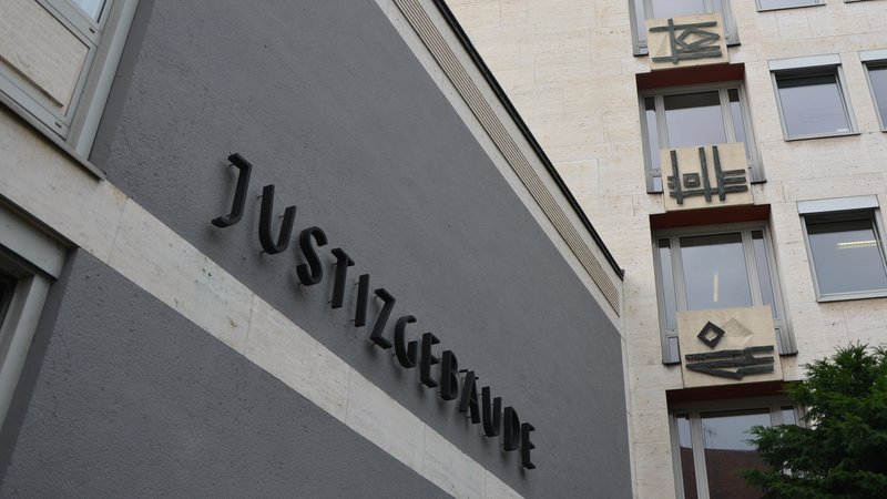 Außenansicht Justizgebäude Aschaffenburg