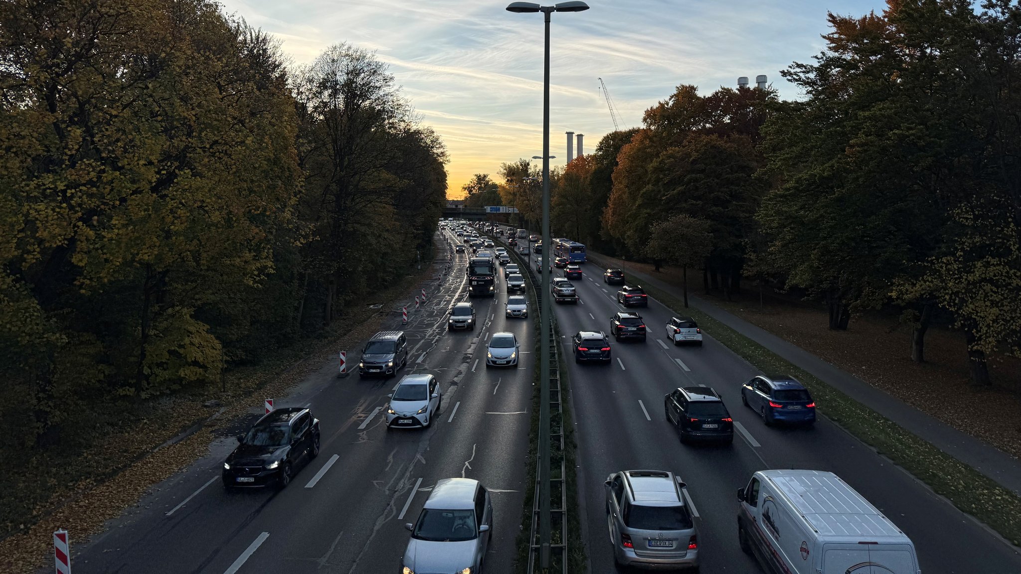 Neue Typenklassen 2027: Für wen die Autoversicherung teurer wird