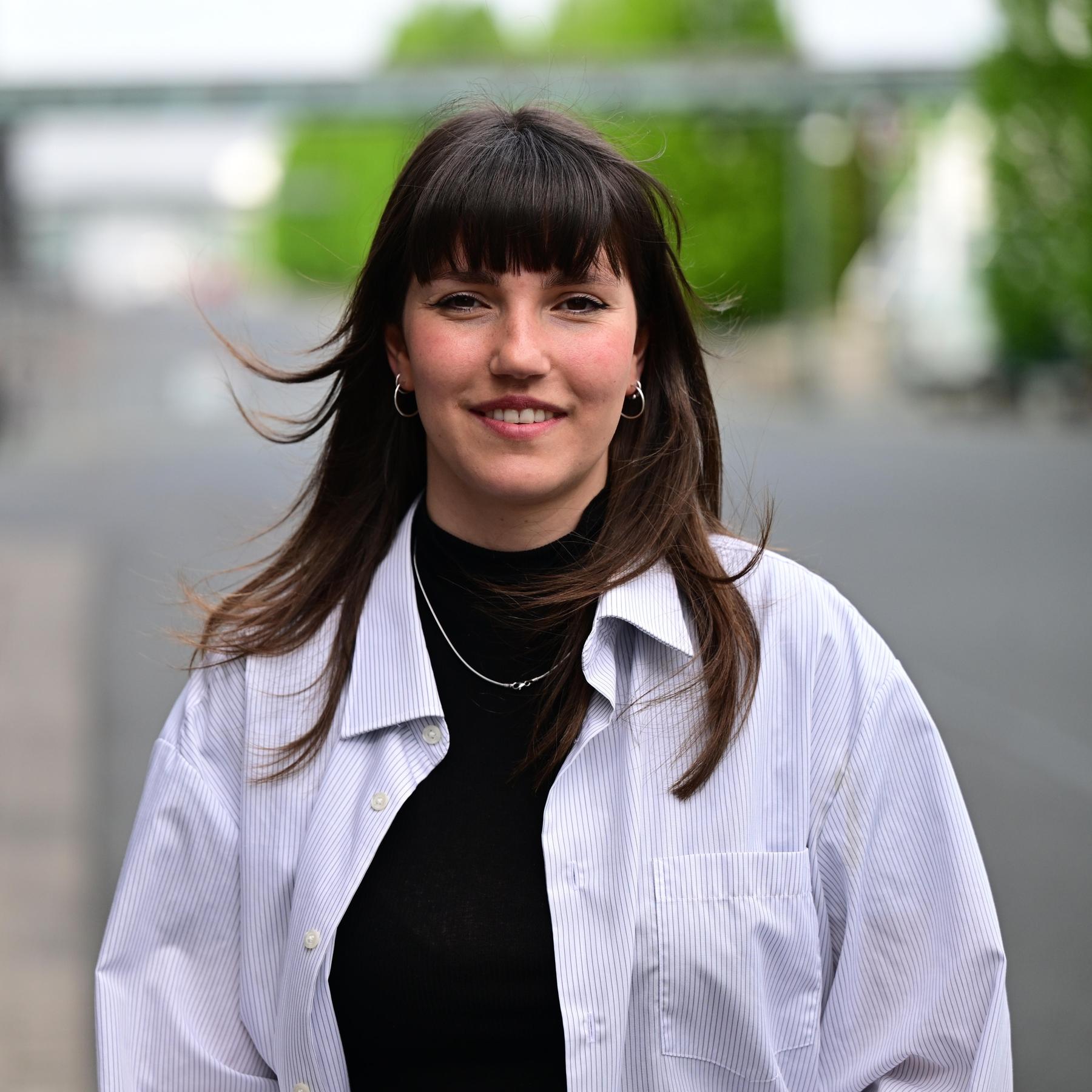 Carla Hinrichs: „Wir sind alle in unseren Grundrechten verletzt“