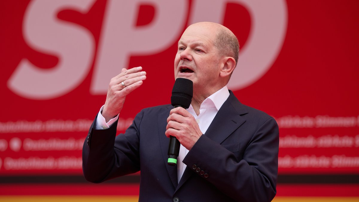 Zum Auftakt des Europawahlkampfs der SPD hat Bundeskanzler Olaf Scholz seinen "Kurs der Besonnenheit" im Ukraine-Krieg hervorgehoben. 