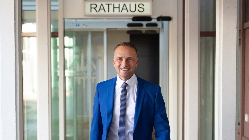 Dingolfings Bürgermeister Armin Grassinger (UWG, Archivbild)