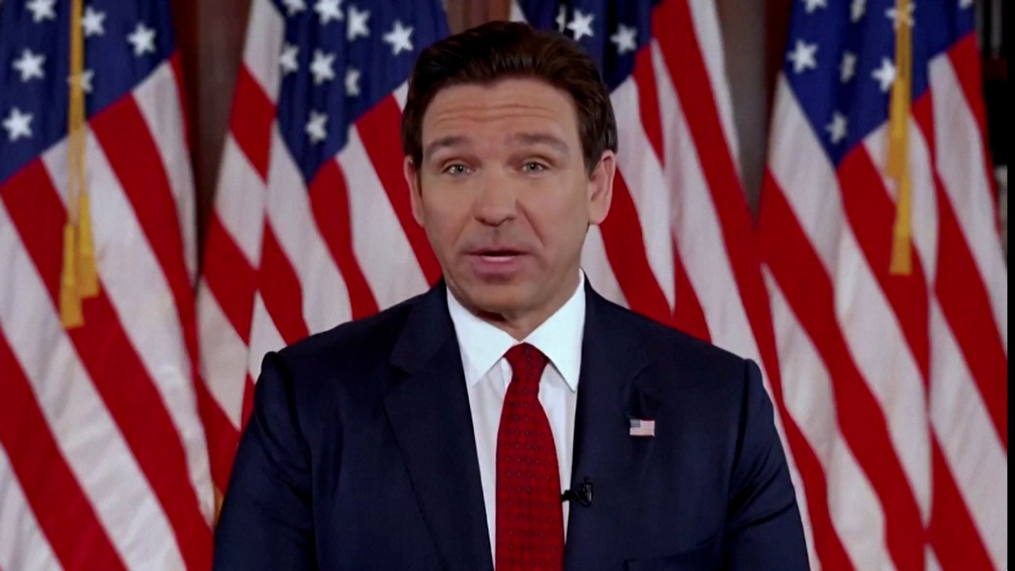 Der republikanische Gouverneur von Florida, Ron DeSantis, gibt den Wahlkampf um die US-Präsidentschaft auf. 