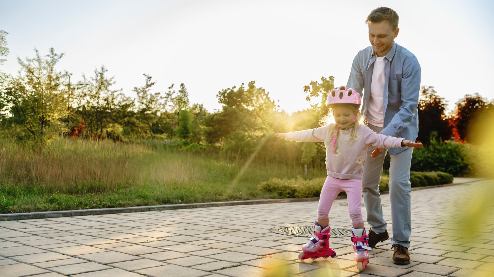 Väter verbringen mehr Zeit mit Kinderbetreuung als früher