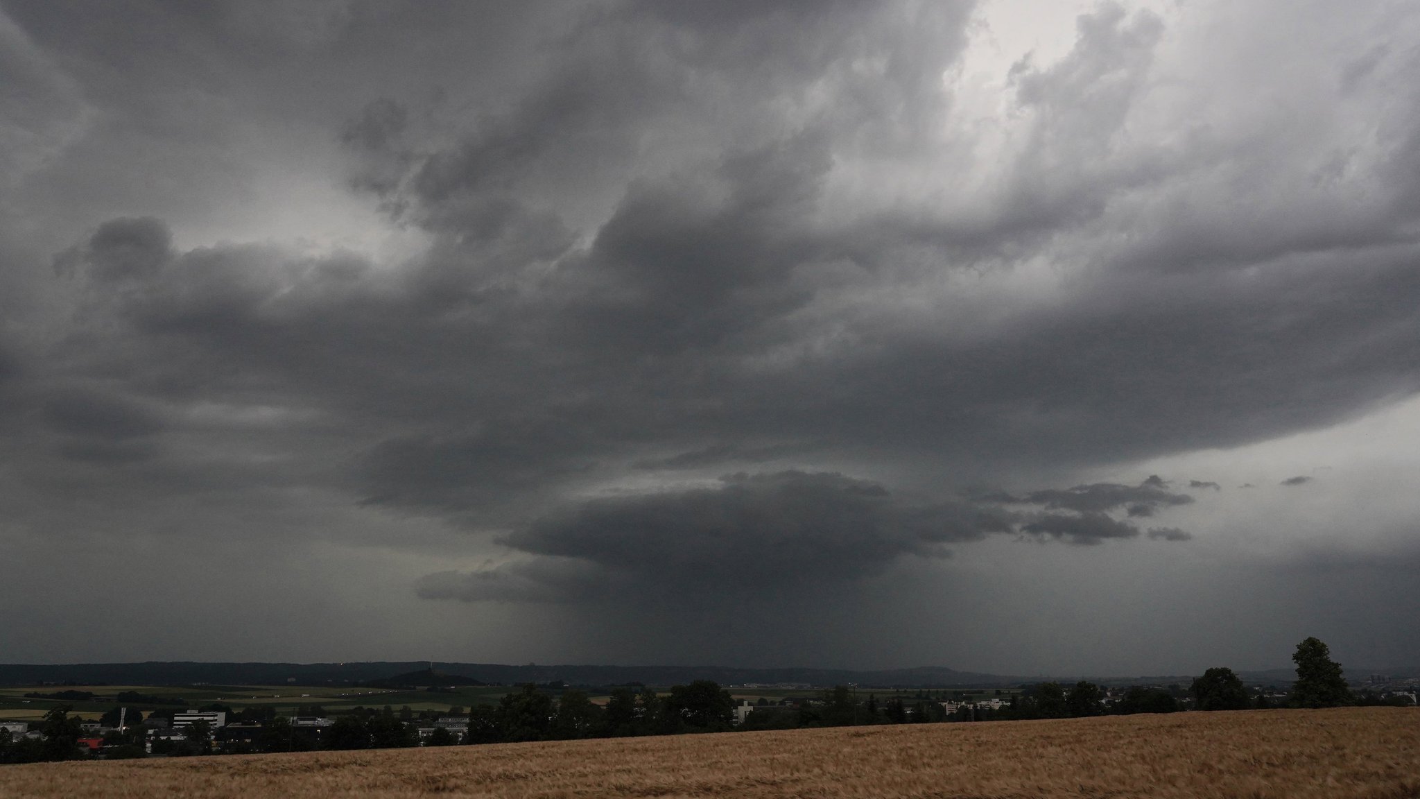 Schon wieder Unwettergefahr in Hochwassergebieten im Westen