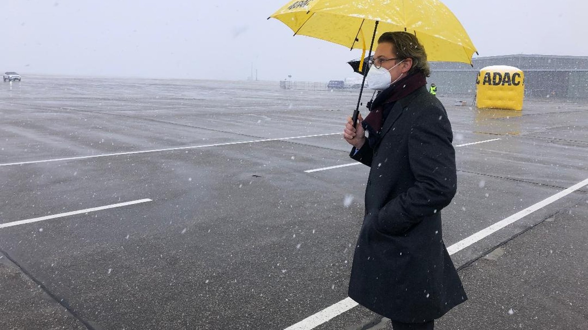 Bundesverkehrsminister Andreas Scheuer besucht das ADAC Testzentrum auf dem ehemaligen Fliegerhorst in Penzing