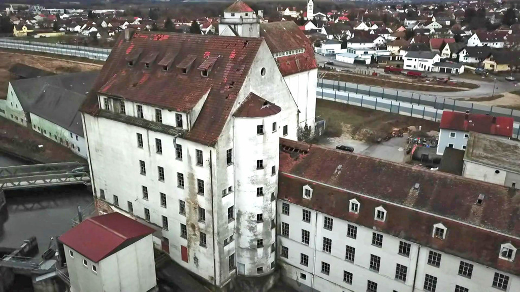 Das verfallende Industriedenkmal Stockaumühle in Reichertshofen