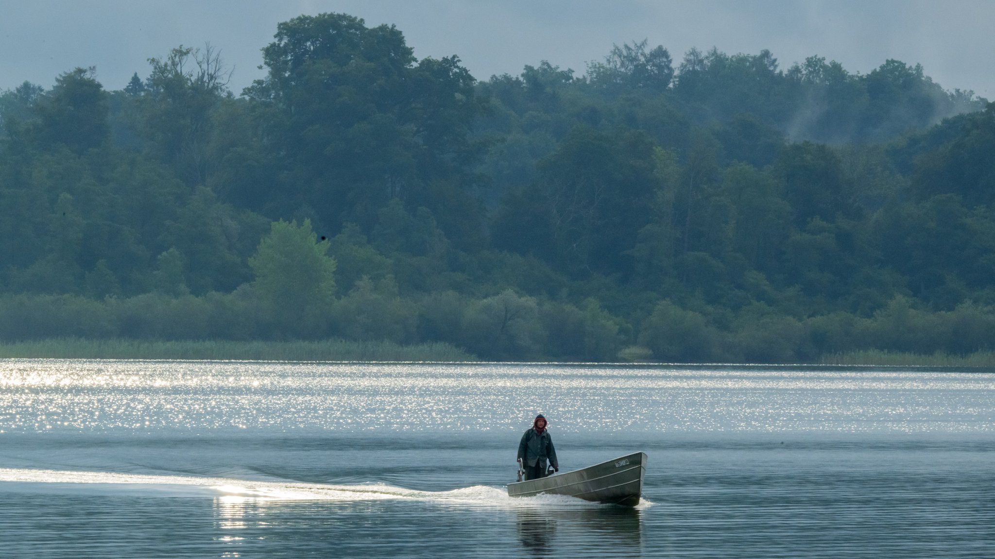 Ein Fischer auf dem Chiemsee.