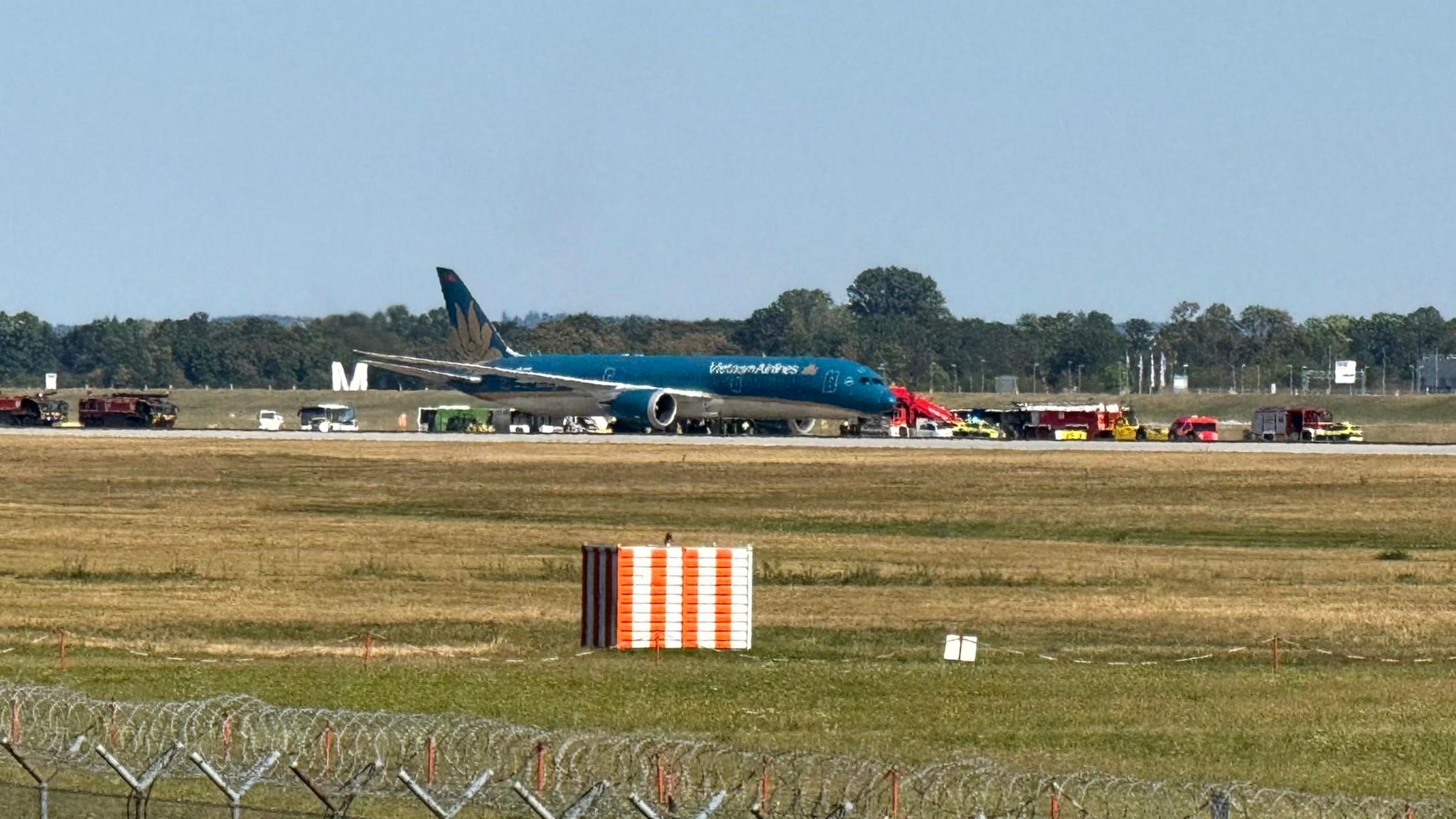 Probleme beim Start in München: Dreamliner muss umkehren