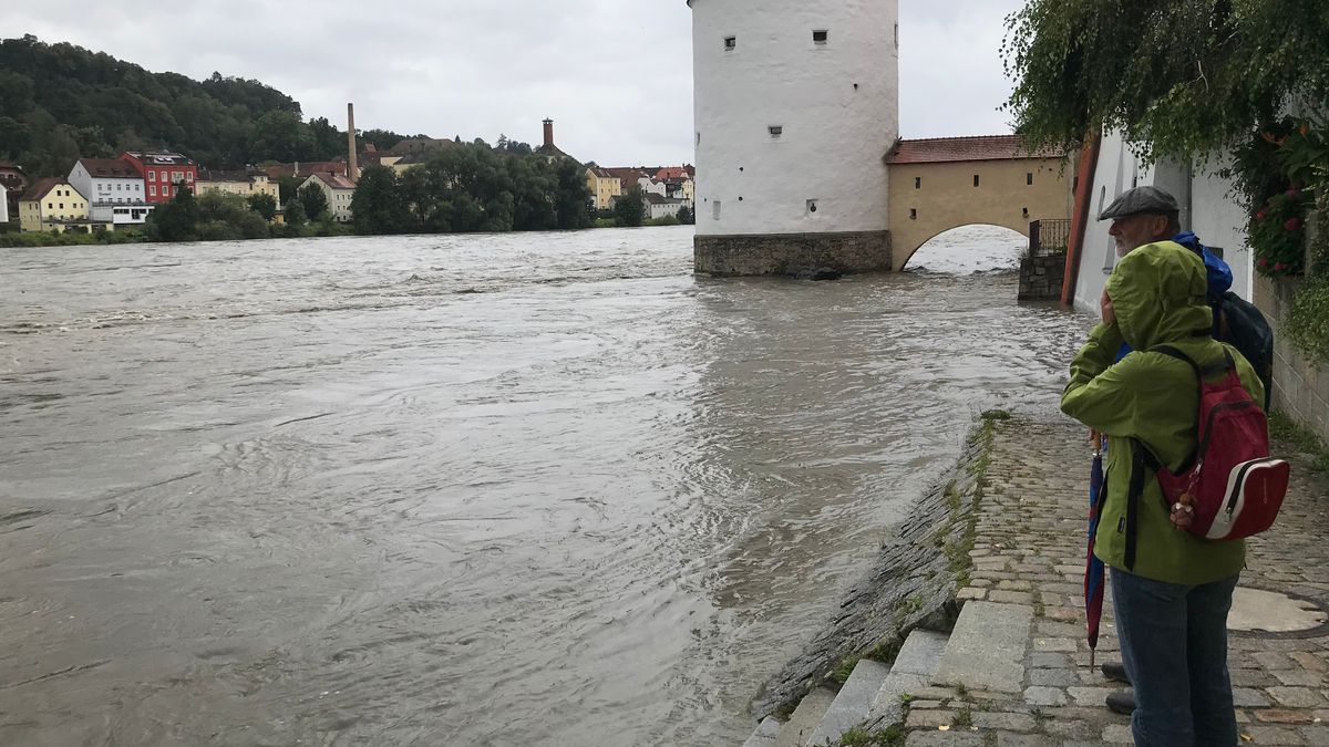 Steigende Flusspegel In Niederbayern Br24