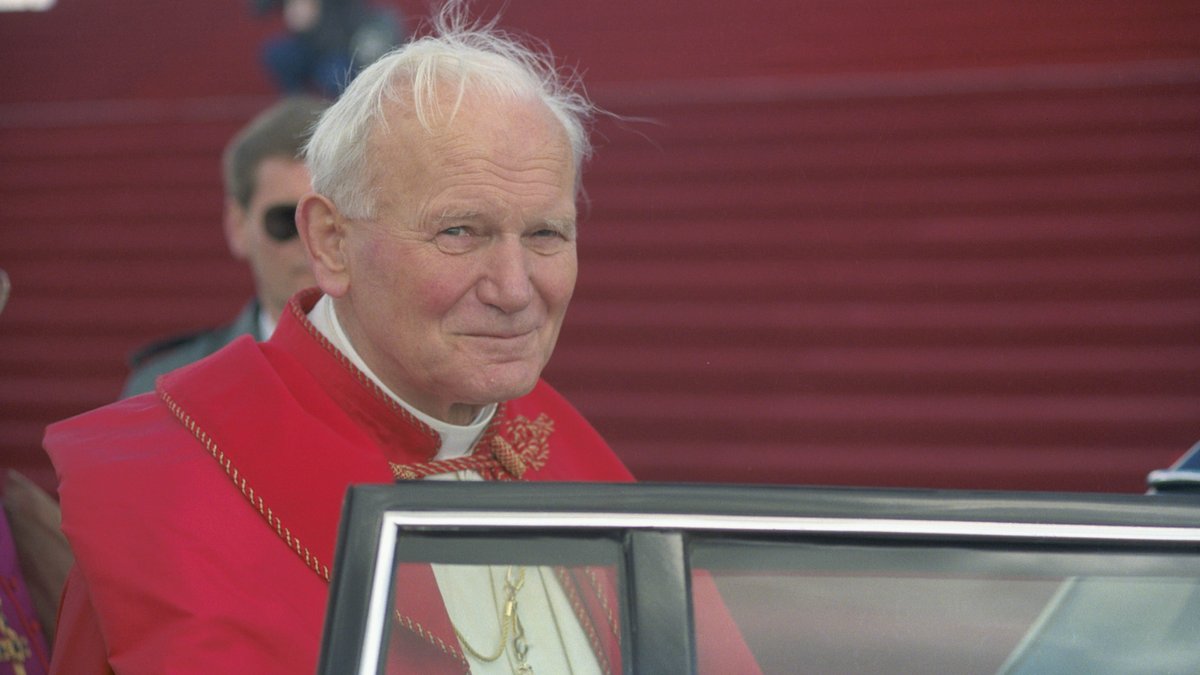 Papst Johannes Paul II. soll sexuellen Missbrauch vertuscht haben
