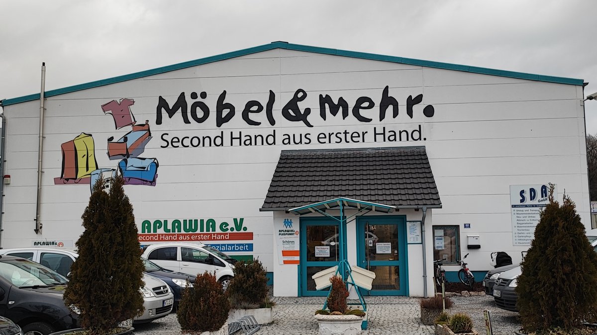 Der Verein Aplawia betreibt das Gebrauchtwarenkaufhaus "Möbel und mehr" in Kitzingen