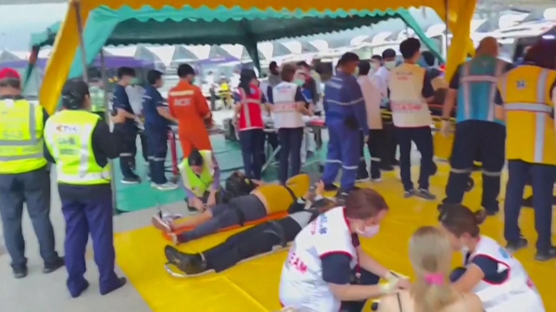 Die Maschine der Singapore Airlines war über Südostasien in Turbulenzen geraten. 