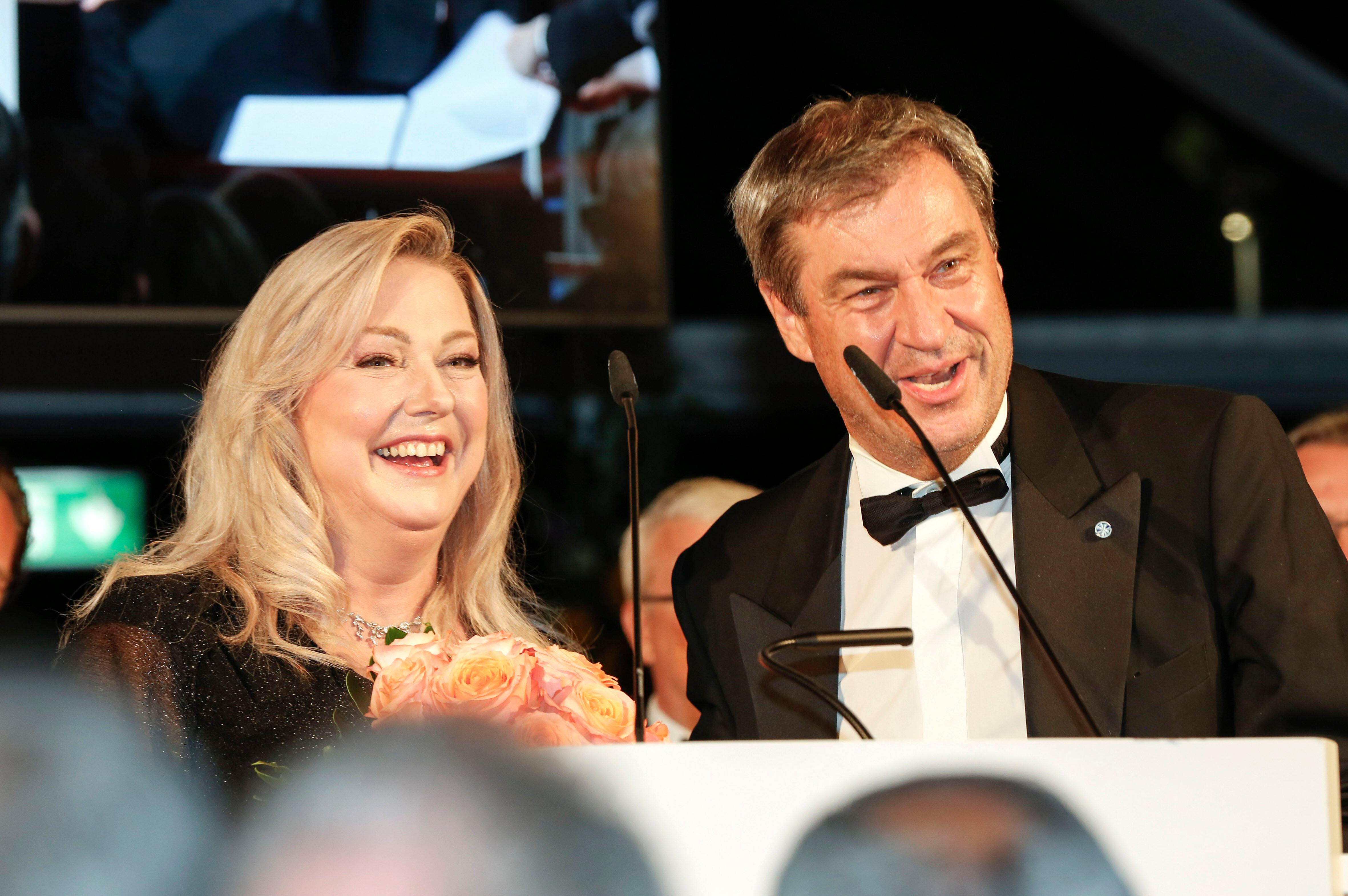es-gibt-noch-karten-katharina-wagner-sucht-neue-wege-br24
