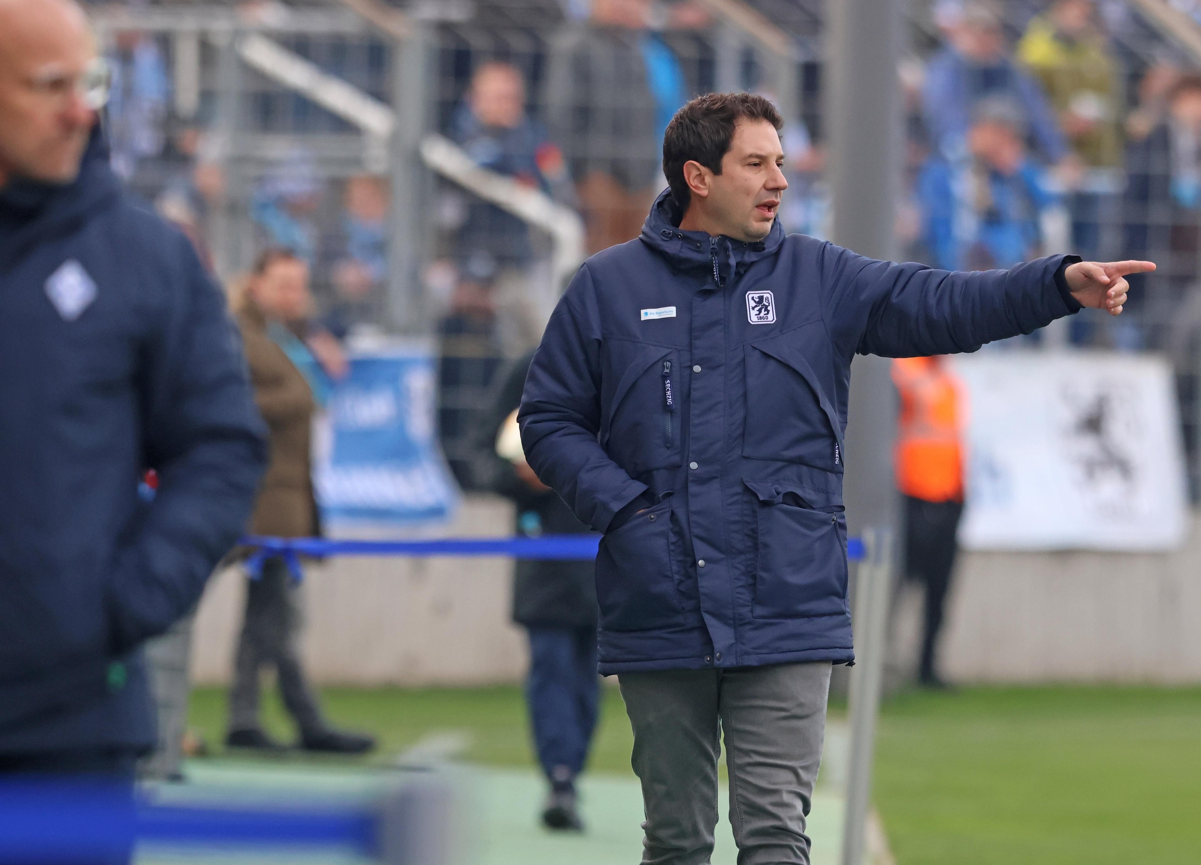 Trainer Argirios Giannikis (1860) 